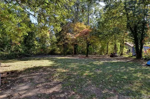 7494 Camp Okee Dr, Gloucester Point, VA 23062 photo 24