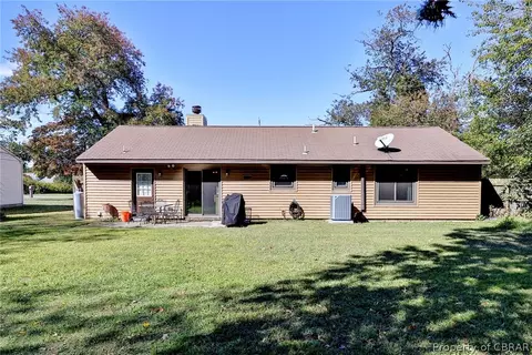 7494 Camp Okee Dr, Gloucester Point, VA 23062 photo 28