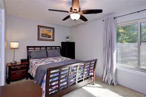 7494 Camp Okee Dr, Gloucester Point, VA 23062 photo 15