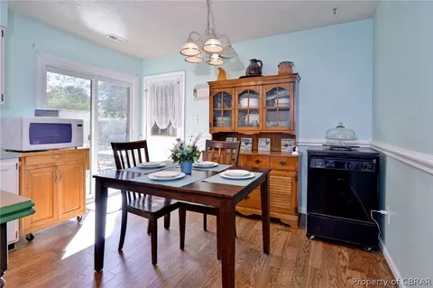 7494 Camp Okee Dr, Gloucester Point, VA 23062 photo 10