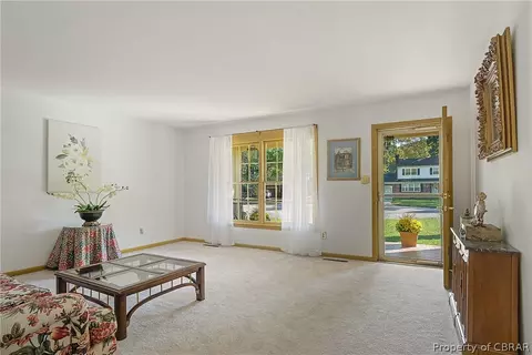 201 Manassas Ct, Hampton, VA 23669 photo 14