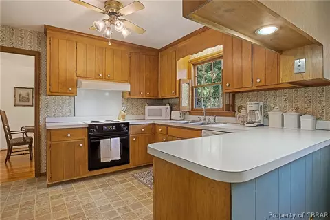 201 Manassas Ct, Hampton, VA 23669 photo 10