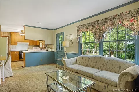 201 Manassas Ct, Hampton, VA 23669 photo 9