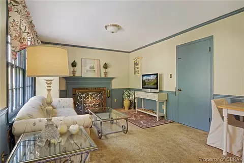 201 Manassas Ct, Hampton, VA 23669 photo 8
