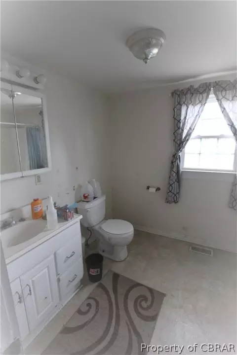 5572 Dilly E Ln, Gloucester, VA 23061 photo 15