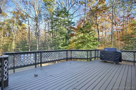 11063 Woods Rd, Gloucester, VA 23061 photo 37