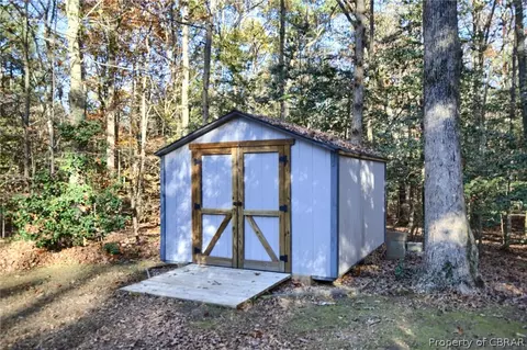 11063 Woods Rd, Gloucester, VA 23061 photo 43