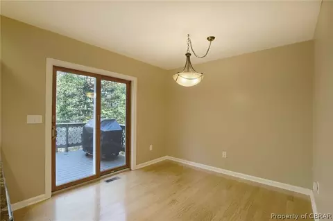 11063 Woods Rd, Gloucester, VA 23061 photo 15
