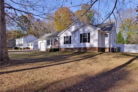 7990 Founders Mill Way, Gloucester, VA 23061 photo 4