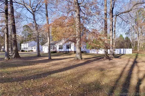 7990 Founders Mill Way, Gloucester, VA 23061 photo 3