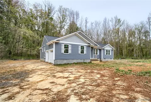 8534 Back Creek Rd, Gloucester, VA 23061 photo 3