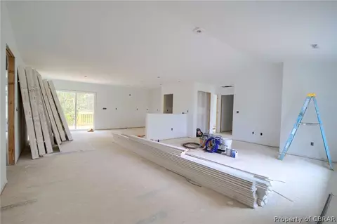 8534 Back Creek Rd, Gloucester, VA 23061 photo 11