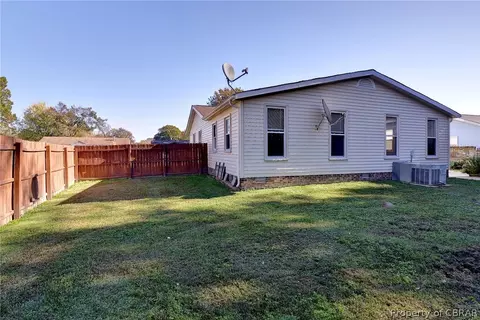 12 Barrington Pl, Hampton, VA 23666 photo 30