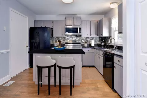 12 Barrington Pl, Hampton, VA 23666 photo 32