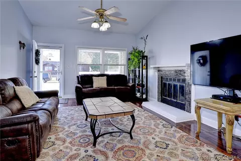 12 Barrington Pl, Hampton, VA 23666 photo 7