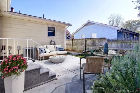 12 Barrington Pl, Hampton, VA 23666 photo 33