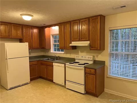5988 T C Walker Rd, Gloucester, VA 23061 photo 6