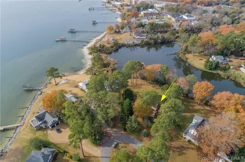 1317 Laurens Rd, Gloucester Point, VA 23062 photo 14
