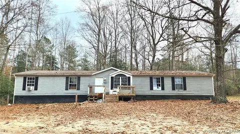 8065 Filly Run Rd, Gloucester, VA 23061 photo 1