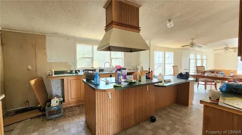 8065 Filly Run Rd, Gloucester, VA 23061 photo 6