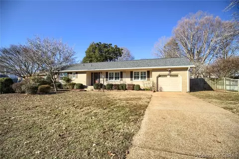7365 Forest Dr, Gloucester Point, VA 23062 photo 22
