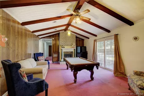 7365 Forest Dr, Gloucester Point, VA 23062 photo 12
