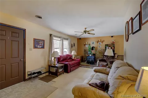 11056 Woods Cross Rd, Gloucester, VA 23061 photo 14
