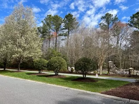 00 E West Pkwy, Gloucester, VA 23061 photo 41