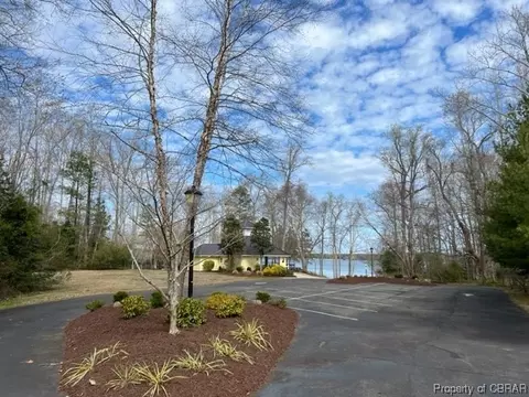 00 E West Pkwy, Gloucester, VA 23061 photo 46
