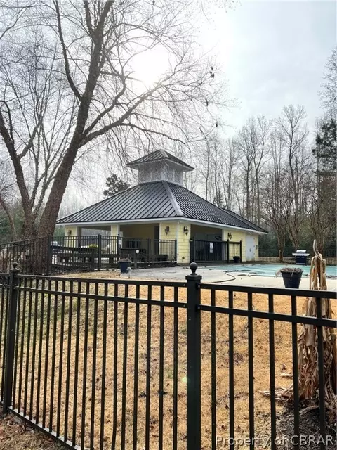 00 E West Pkwy, Gloucester, VA 23061 photo 23