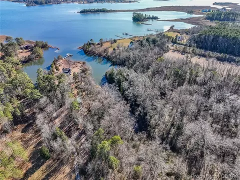 46 B Free School Rd # -7, Gloucester, VA 23061 photo 2