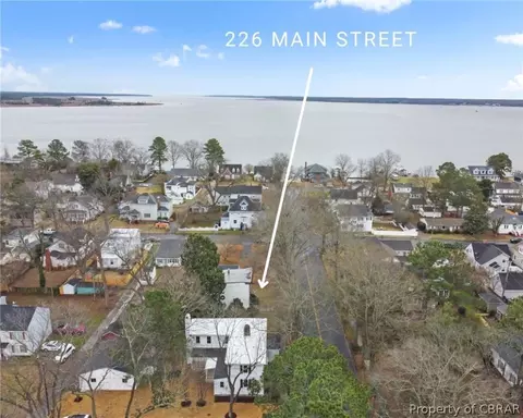 226 Main St, West Point, VA 23181 photo 48