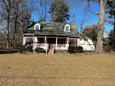 217 Bruce Rd, Tappahannock, VA 22560