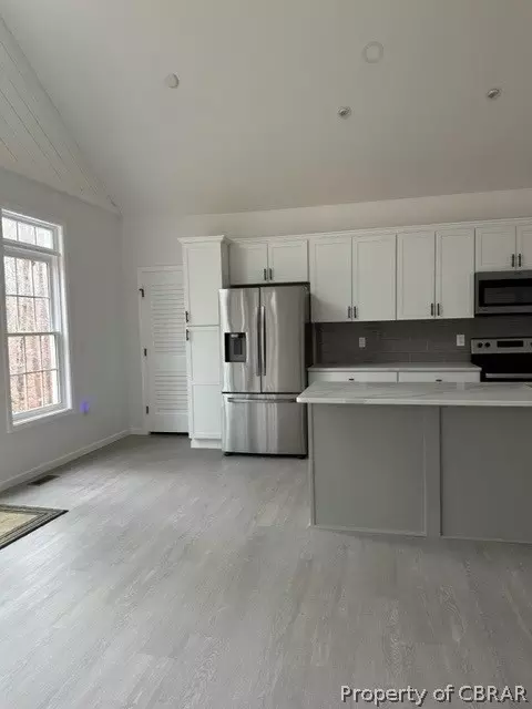 11703 Mitchell Rd, Saluda, VA 23149 photo 7