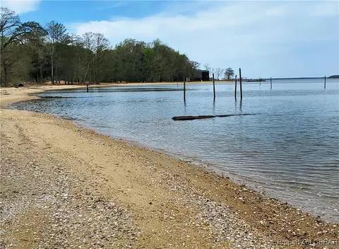 lot19 Sunken Meadow Rd, Surry, VA 23881