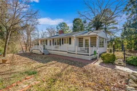 1495 Laurens Rd, Gloucester Point, VA 23062 photo 12