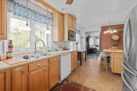1495 Laurens Rd, Gloucester Point, VA 23062 photo 24