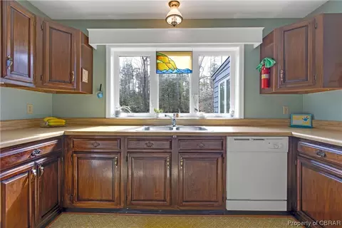 6850 Fox Mill Ct, Gloucester, VA 23061 photo 13