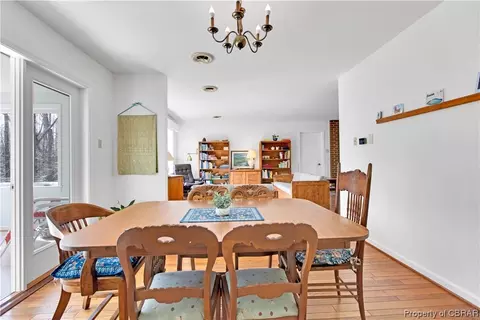 6850 Fox Mill Ct, Gloucester, VA 23061 photo 10