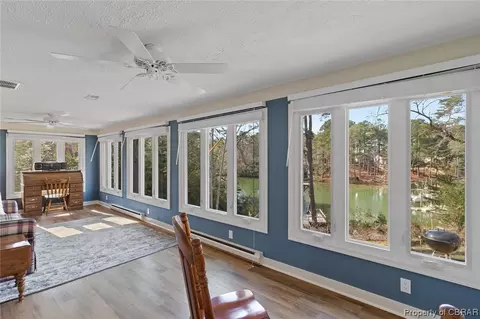 433 Long Point Ln, Topping, VA 23169 photo 21