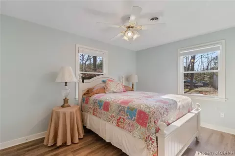 433 Long Point Ln, Topping, VA 23169 photo 33