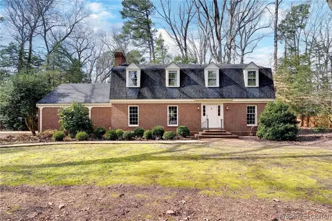299 E Queens Dr, Williamsburg, VA 23185 photo 1