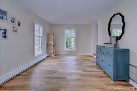 299 E Queens Dr, Williamsburg, VA 23185 photo 19