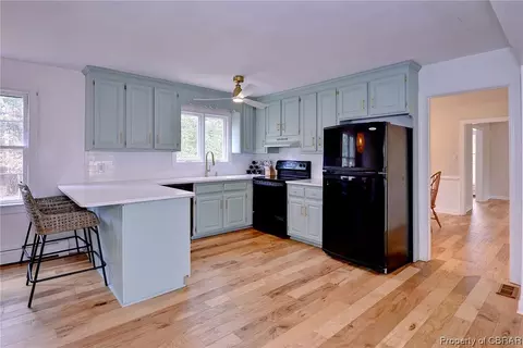 299 E Queens Dr, Williamsburg, VA 23185 photo 11