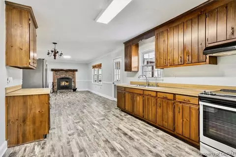 7569 Gloucester Village Dr, Gloucester, VA 23061 photo 19