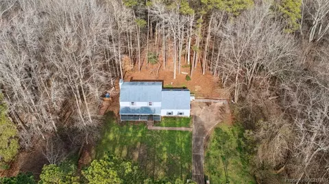 7569 Gloucester Village Dr, Gloucester, VA 23061 photo 44