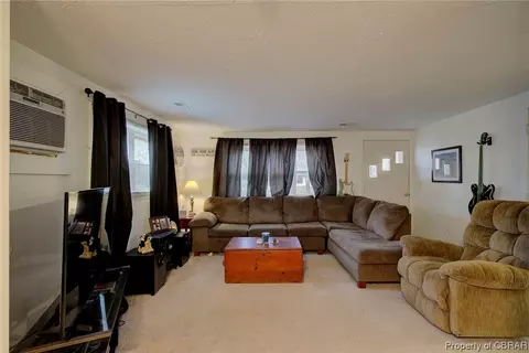 11065 Woods Cross Rd, Gloucester, VA 23061 photo 7
