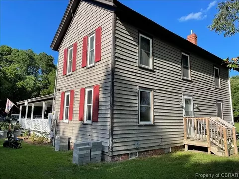 251 Ivison Ln, Mathews, VA 23109 photo 2