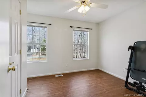 8473 Kitchener Dr, Gloucester, VA 23061 photo 21