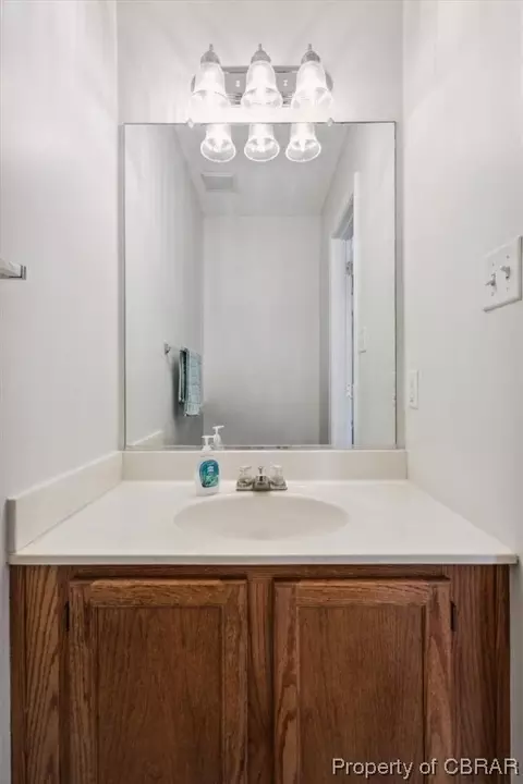 8473 Kitchener Dr, Gloucester, VA 23061 photo 20